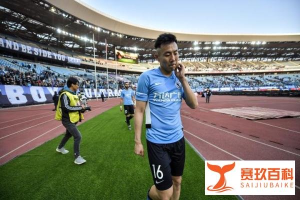 媒体人：因没拿到离队补偿，秦升和赵明剑拒绝在确认表上签字
