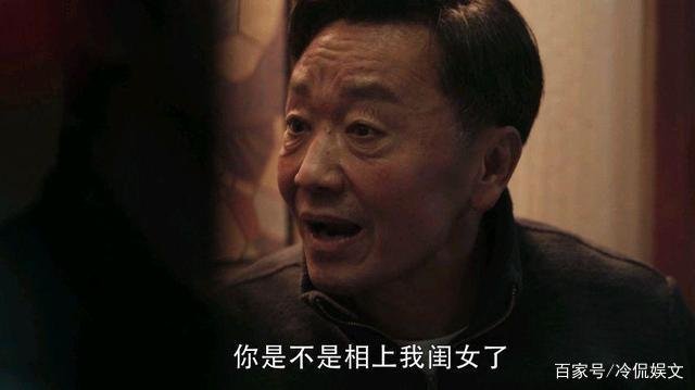 扫黑风暴:看了结局才明白,馄饨店老板娘的作用无可替代,为什么?
