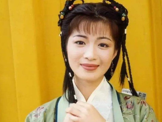 陈少霞公开道歉，曾听信他人辜负刘德华，两人有何恩怨？