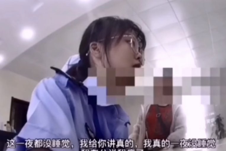 孩子身份证尾号是4,大妈气得一夜未睡,民警用啥奇招一招说服大妈?