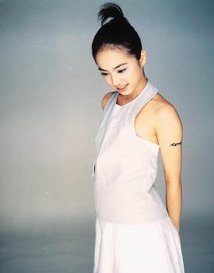 蔡依林的成名曲《和世界做邻居》?