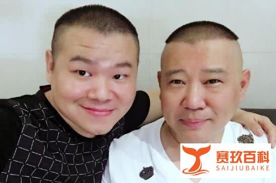父亲去世后依然登台演出，时隔八年，岳云鹏发文悼念父亲