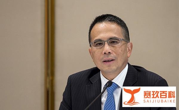 李嘉诚抛售房产，又要回来？什么信号？我们都错了？其子回应质疑