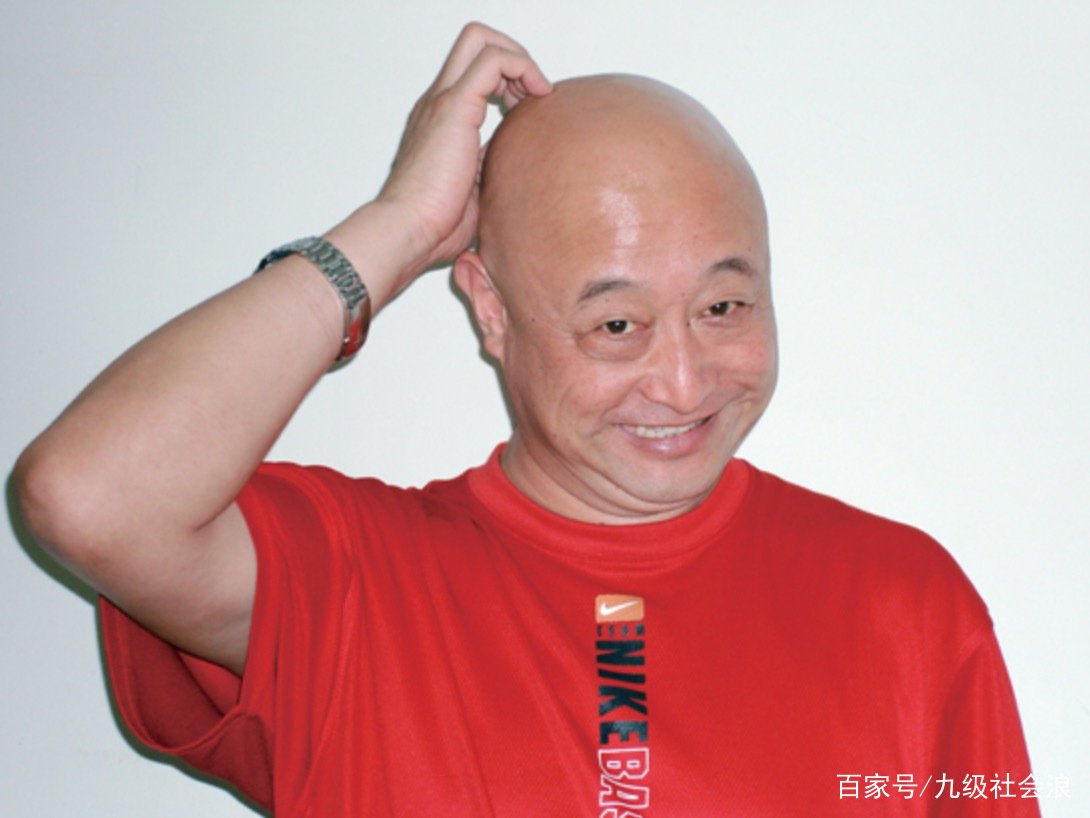 看不起郭德纲，卖假药娶“闺女”被赶出相声界，陈寒柏后悔么？