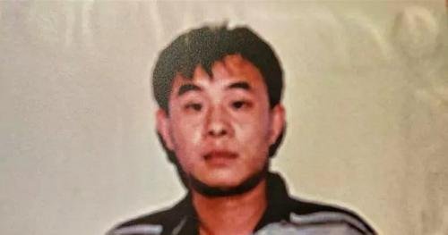 征服里人物原型的真实照片，大鹏帅气，金宝凶残，刘华强长这样