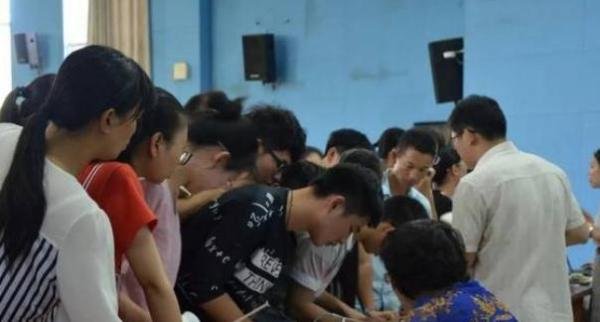 高考将调整录取批次,不再区分一二三本,对学生是好事还是坏事