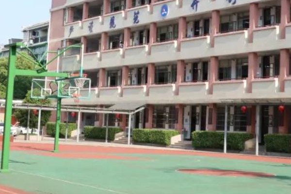 厦门九中校徽