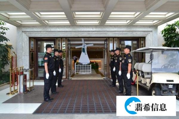 95后女孩从设计院辞职当保安,她为何放弃高大上工作去当保安?
