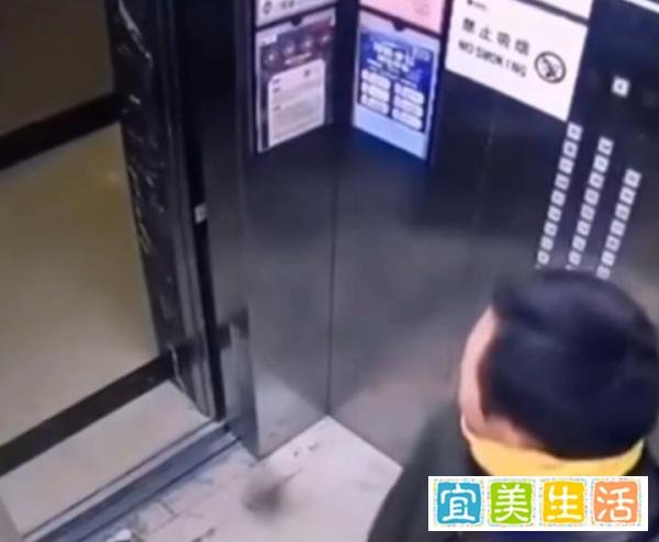 【往“外卖”里撒尿的 外卖人员 被刑拘14天】