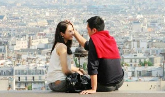 珠光宝气里的三妹的儿子迅迅是怎么死的?