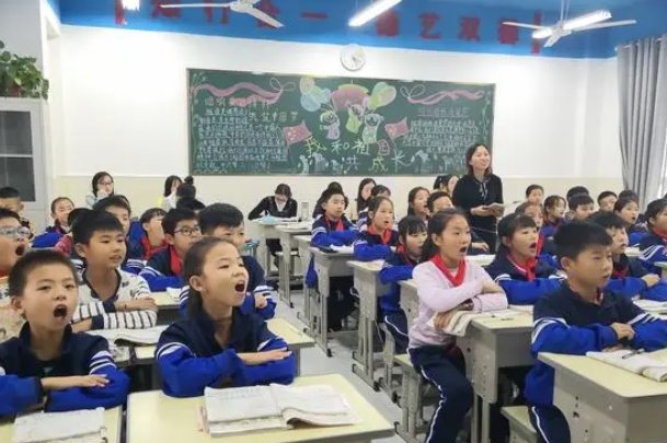 道学先生是什么意思