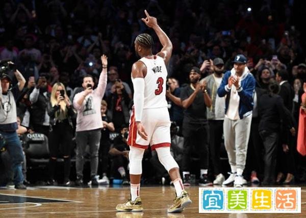 传奇落幕！热火将退役韦德球衣，波什送上祝福，球迷：6号球衣？