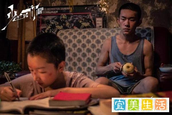 《少年的你》官宣“撤档”，实际一直没有拿到龙标？