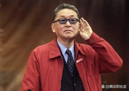 李敖与胡因梦结婚,无意撞见妻子上厕所后,为何立马离婚?