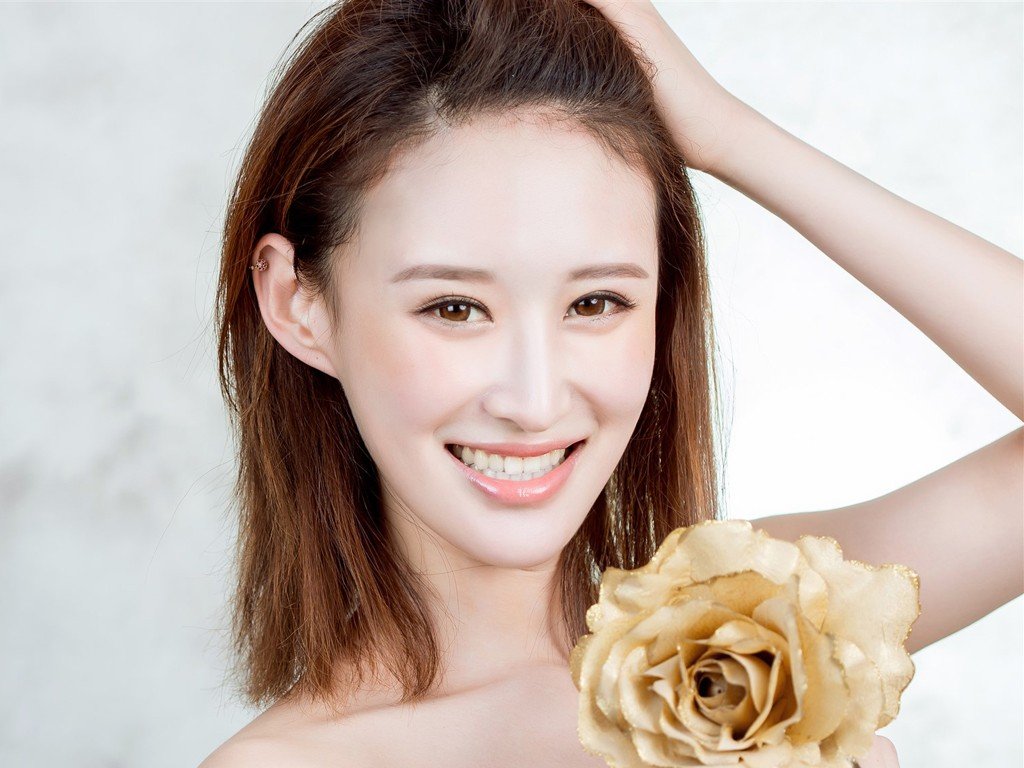 花千骨中的绿翘是谁演的