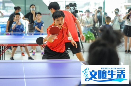 国球国车一起炫！风神携手国乒公益直播传授乒乓技艺