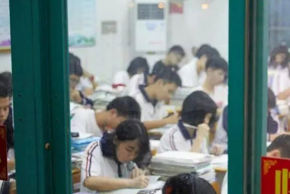 成都高考分数线2023年公布时间