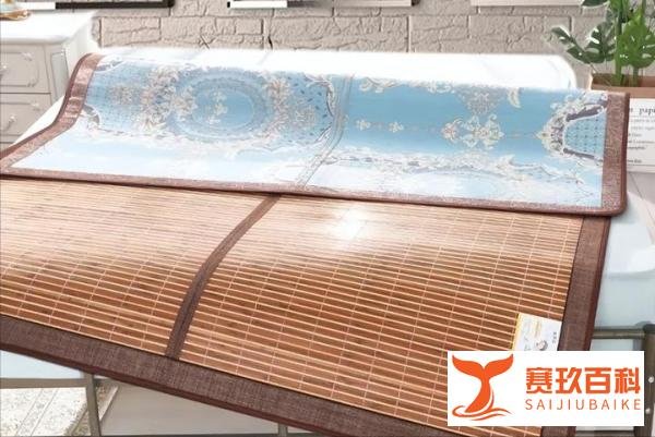 广东东莞邱女士80元凉席睡一晚身上扎满刺 网友：是凉席刺客吧