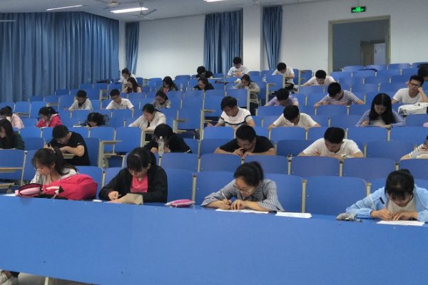 大学期间挂科有什么影响
