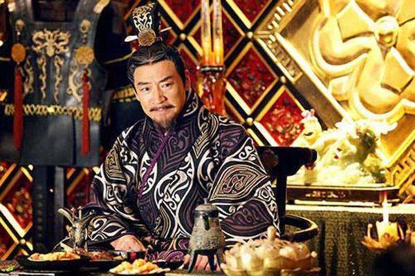 古代的骁骑校尉相当于现在的什么官职?