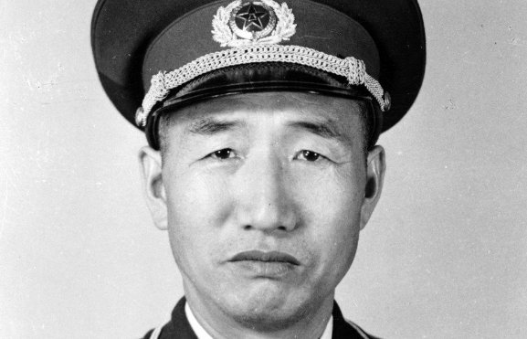 徐留平和徐向前是什么关系