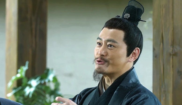 《雪中悍刀行》中，轩辕敬城死后，他妻子为何会为了轩辕敬城自尽呢？