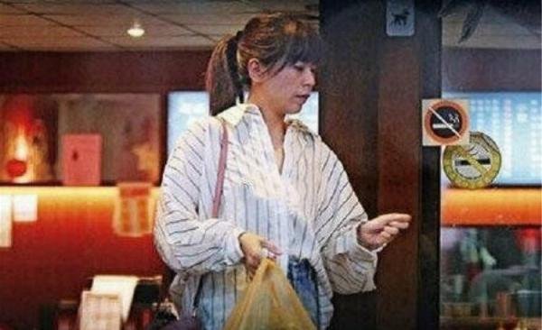 林志炫承认已婚,太太是干妹妹,曾被问及女友时他巧妙避开话题