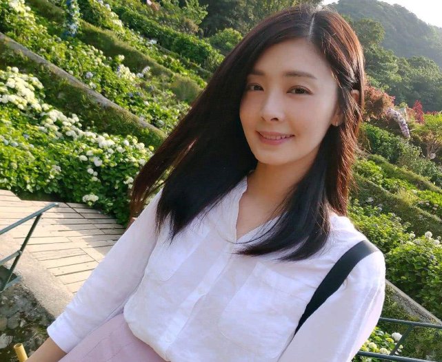 嫁给小7岁帅气演员，什么使得37岁的夏如芝很美很幸福？