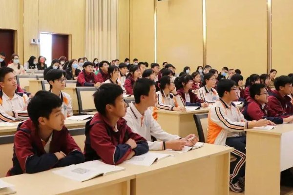 四伏是什么意思