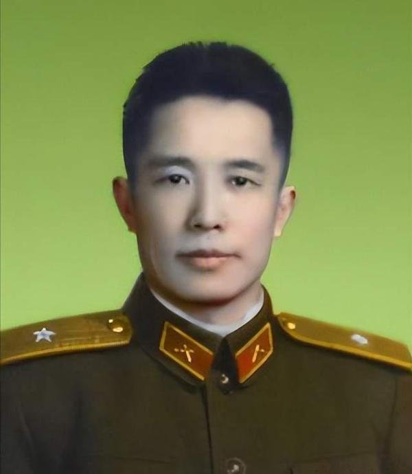 贺姓有14位开国将军,有一对是同胞兄弟,最长寿的是贺晋年少将!