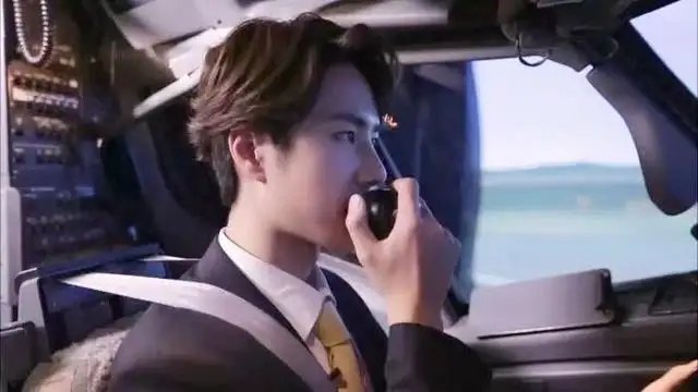 王一博出演《长空之王》杀青登热搜,是不是期待他的表现呢?
