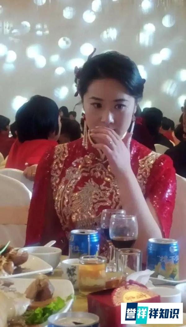 青岛“国泰民安脸”新娘走红网络，嫁给了90后农村小伙