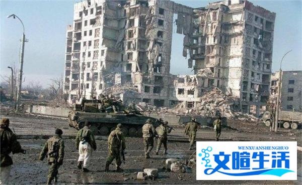 醉翁之意不在酒,塞尔维亚展示中国武器,背后的信息,北约要注意