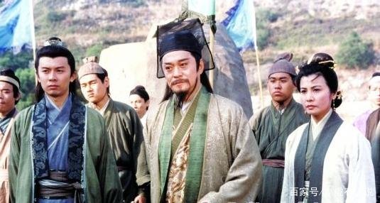 岳不群为何不强攻紫霞神功，却觊觎辟邪剑谱?紫霞神功不厉害吗？