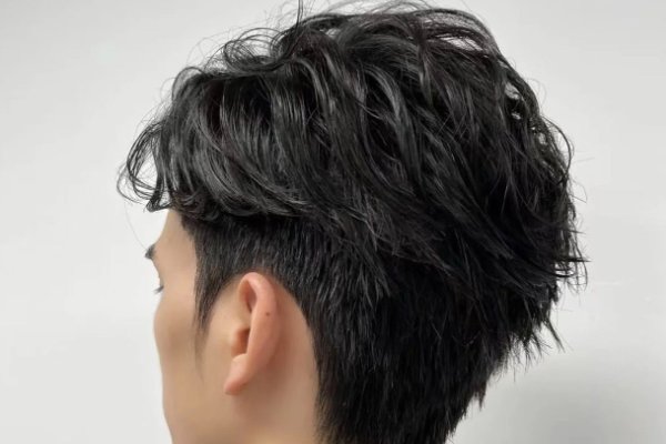 为什么理发师都不建议染黑色