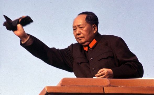 谁知道一句话,祖国的未来是属于你们的,但也是属于我们的但最后还是你们 的下面是什么