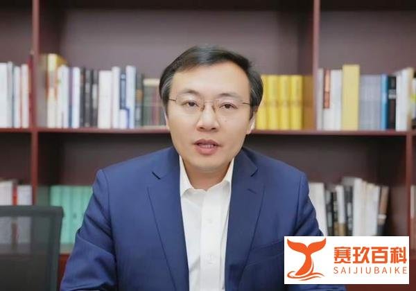 “网红”经济学家有了新身份:任泽平出任中原银行首席经济学家
