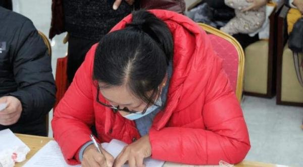 开发商要求先交钱后验房,先收房再验房,是否违法,业主应该怎么办?