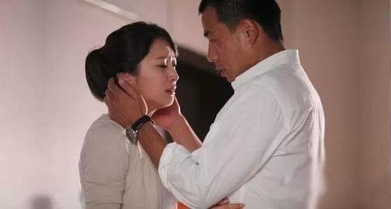 女孩子要找怎样的契机给男朋友看自己的素颜啊？需要注意什么？