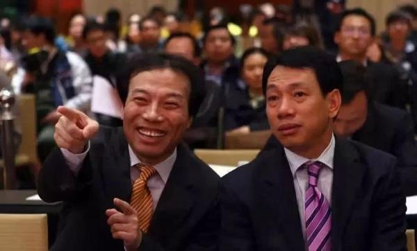“打工皇帝”离开聚光灯的日子：去年年薪只有50万