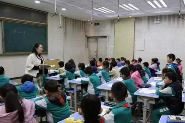 “毑乸”怎么读?又是什么意思?记住这几点,认识生僻字很简单