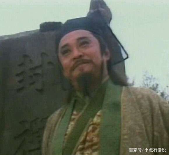 岳不群为何不强攻紫霞神功，却觊觎辟邪剑谱?紫霞神功不厉害吗？