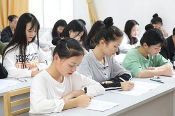 比喻老师像什么的句子