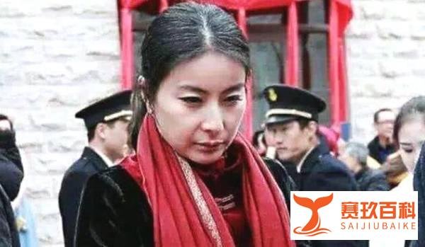 37岁郭晶晶白发苍苍如老太，看完真相真心疼啊！