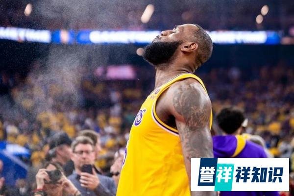 詹姆斯退休计划要推迟了,经纪人发话:詹姆斯可以打到44-45岁