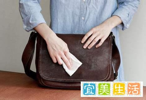 名牌包包该怎么保持“美貌”？