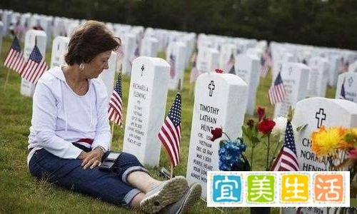 80万！死亡人数超越历次战争，美国却没有崩溃，到底为什么？