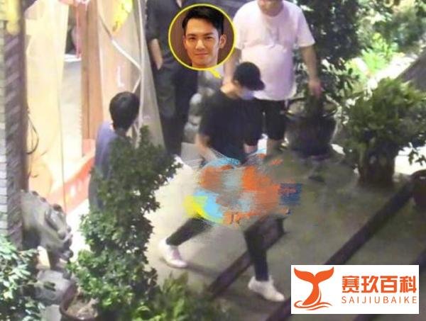 钟汉良隐婚多年,美娇妻罕见露面,身材好颜值高还是他的造型师