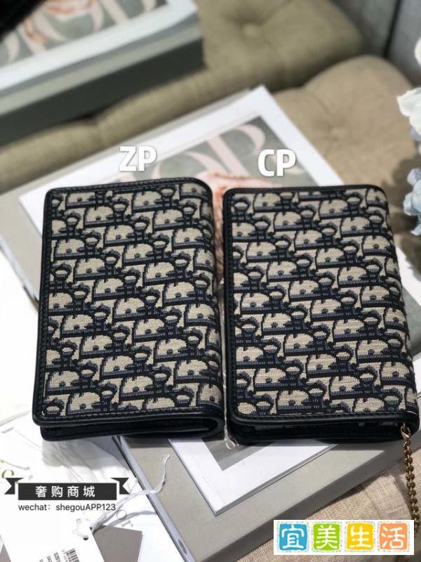 名牌包包该怎么保持“美貌”?