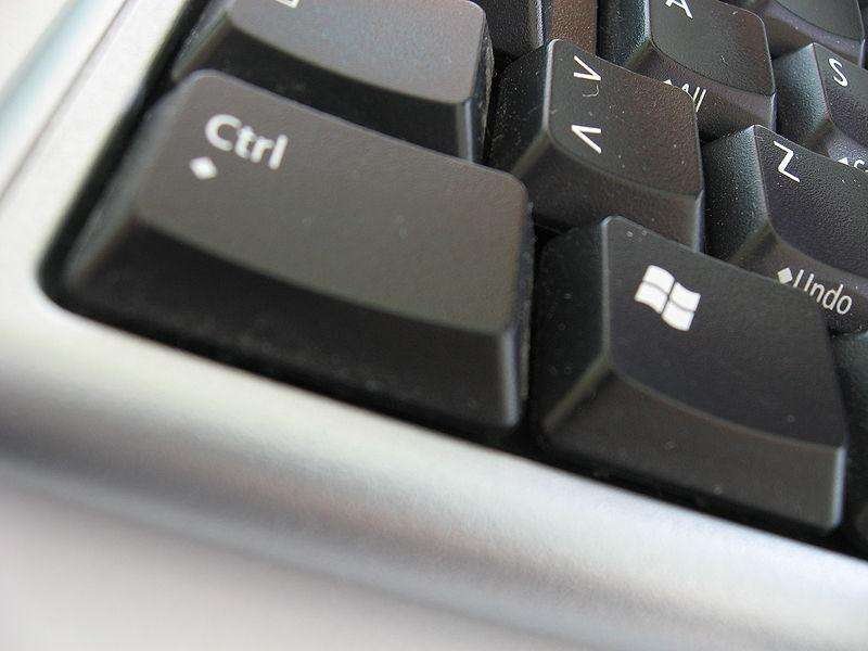 为什么我的键盘按ctrl键失灵了啊？
